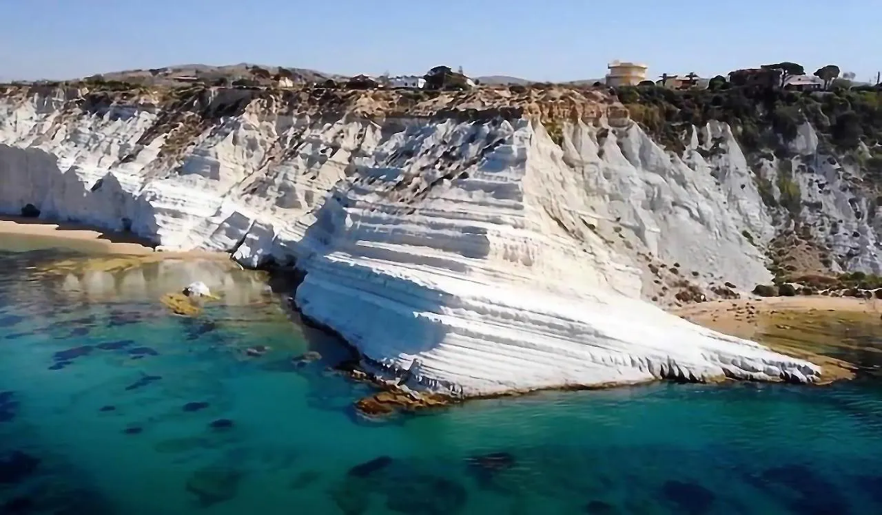 Mid Modern Akragas Home In Centro Con Vista Mare E Templi Via Atenea Agrigento Italy